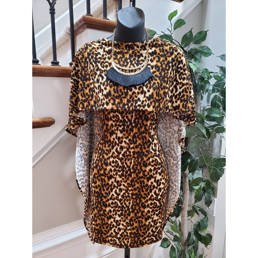 Pink Licious Women's Black & Brown Crew Neck Caped Knee Length Dress Small